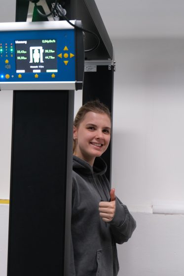 NEWS – Practical insights into handling radioactive radiation for MTR students from Münster 3